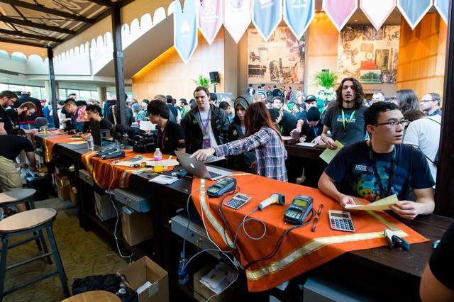 B8 在 StarLadder Budapest Major 2025 第三阶段中获得一个名额，而 TyLoo 被淘汰出局