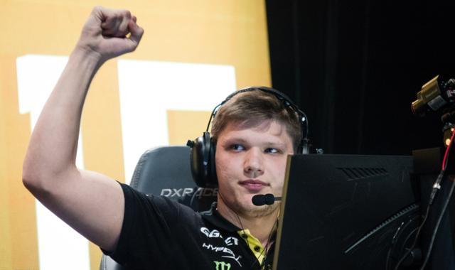 黑产起底：揭秘“四件套（身份证、银行卡等）”非法交易如何服务于博彩资金流转。（起底黑产链条：非法“四件套”（身份证、银行卡等）交易与博彩资金流转的隐秘关联）