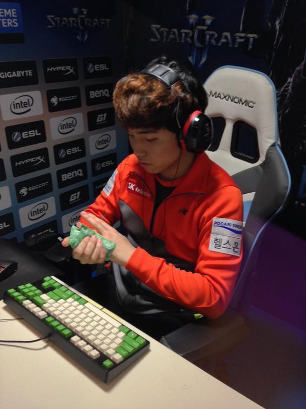 B1ad3 对 NAVI 输给 The MongolZ 的看法 - ＂他们更强，准备更充分＂